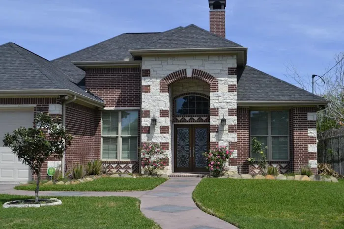 Tritop Roofing and Siding Picture 3