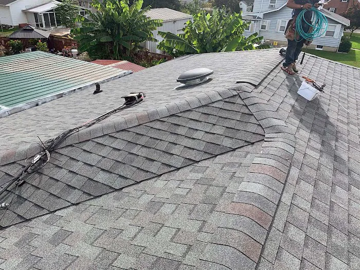 Supreme Roofing Picture 1
