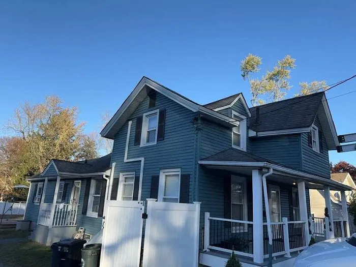 Zeus Siding & Windows LLC Picture 1