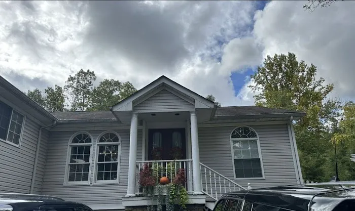 Uniques siding llc Picture 3