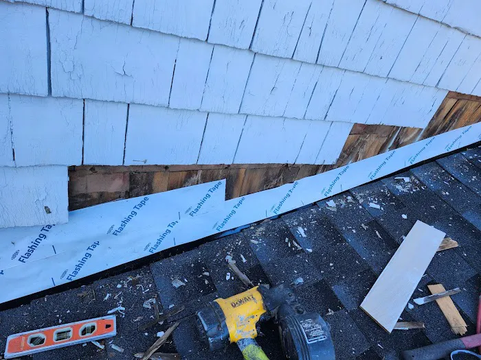Uniques siding llc Picture 4