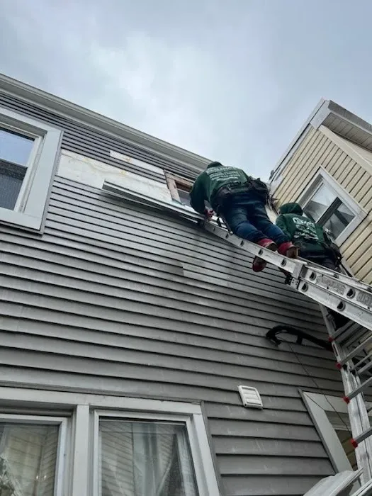 Lema's Roofing & Siding Corp. Picture 1