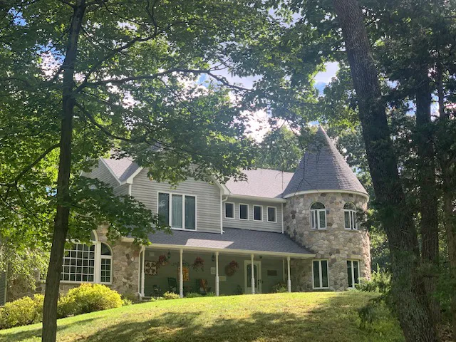 Up and Above Contractors, LLC Picture 8