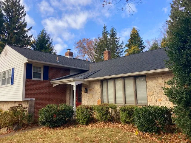 Regal Roofing & Siding Picture 3