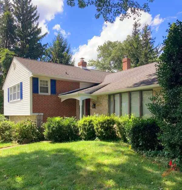 Regal Roofing & Siding Picture 2