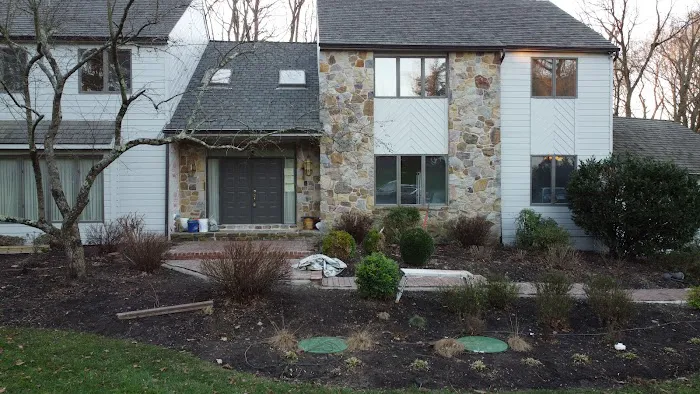 4 Guys Roofing LLC Picture 5