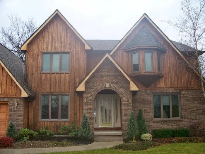 Built-Right Windows and Siding Picture 4
