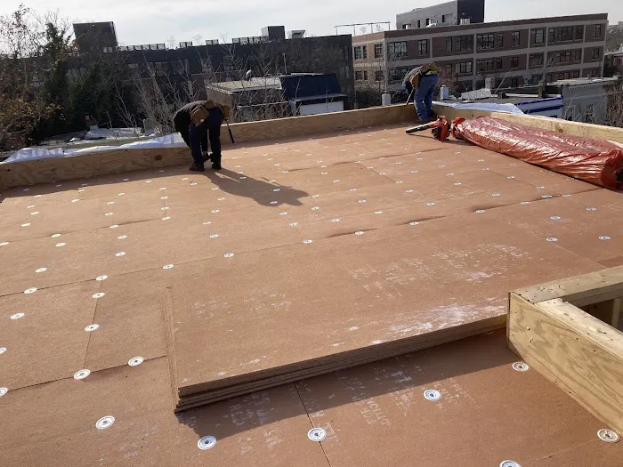 LAC HOME IMPROVEMENT LLC Picture 3