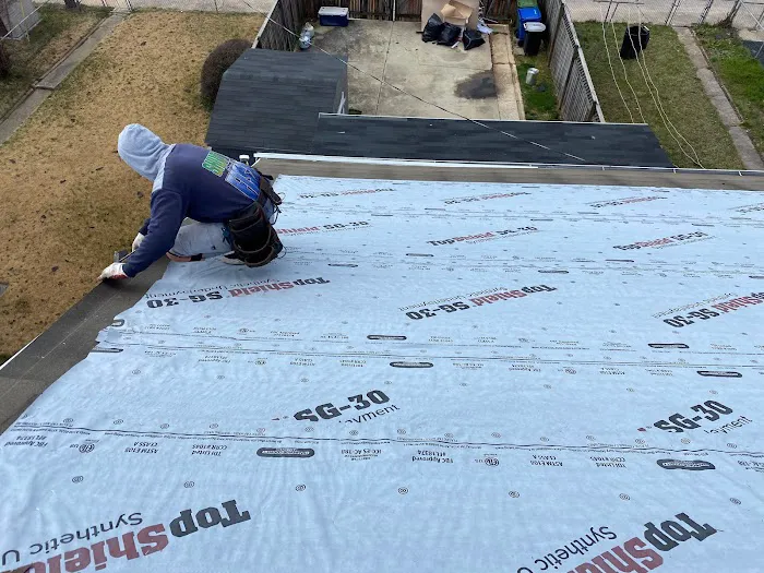 LAC HOME IMPROVEMENT LLC Picture 2