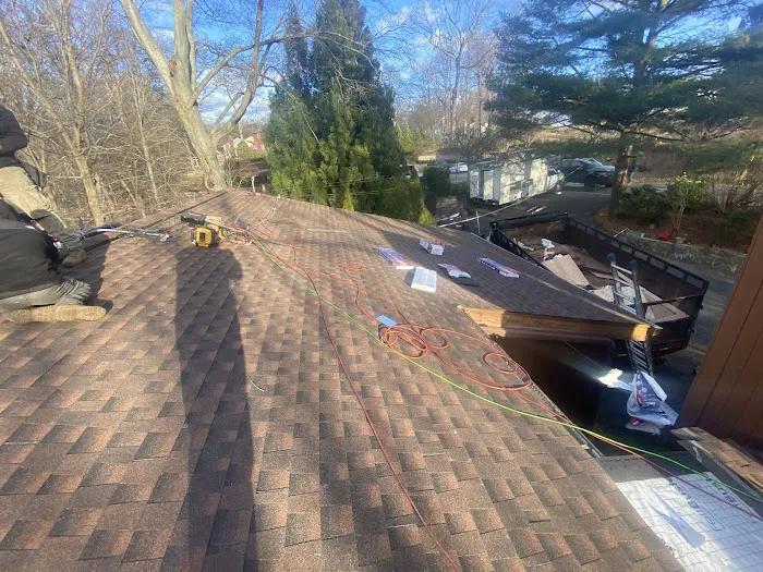 KNA Roofing Picture 4