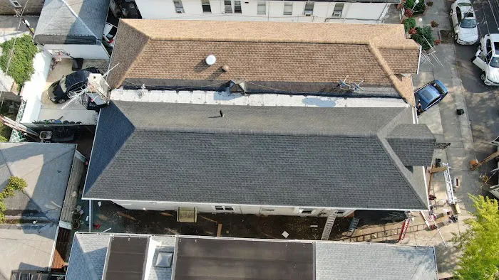 Royal Roofing & Siding Brooklyn Picture 2