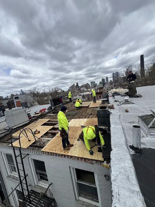 Power Roofing & Siding Brooklyn Picture 1