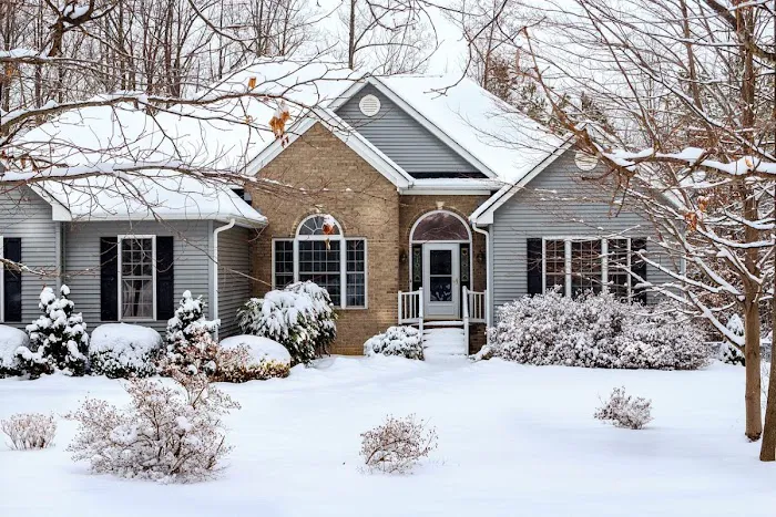 Advance Inc - Roofing Windows Siding Doors & Decks Picture 10