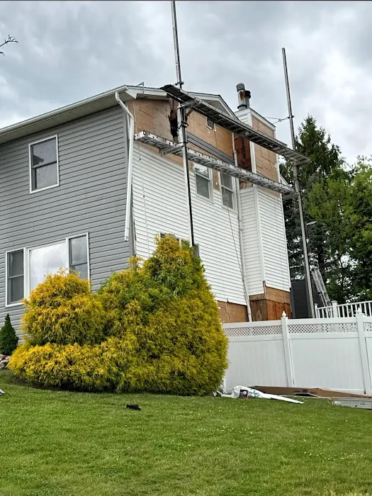 Pro- Windows, Roofing & Siding LLC Picture 1