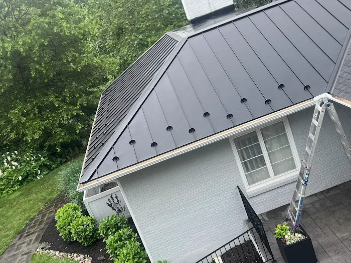 Robert's Roofing, Inc. Picture 7