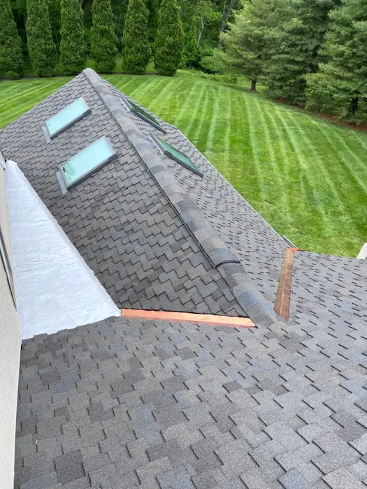 Robert's Roofing, Inc. Picture 10