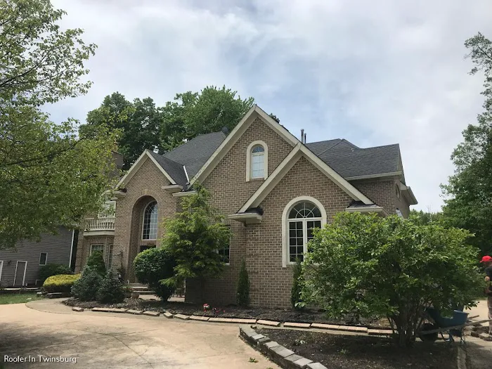 KC Roofing, LLC Picture 4