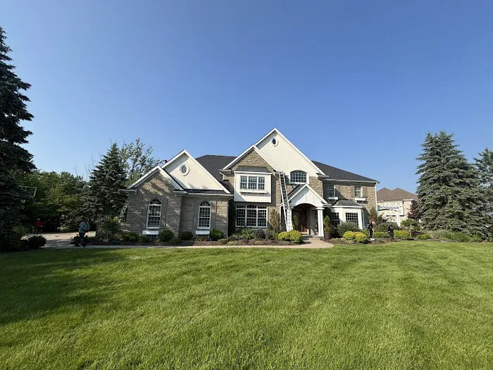 Buffalo's Best Roofing Company LLC Picture 1