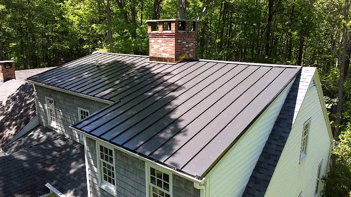 Oaks Roofing & Siding Picture 6