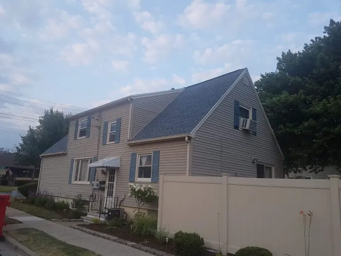Allen&Jones Roofing Picture 3