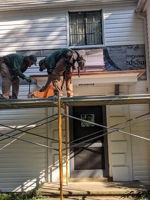 Hazlett Roofing & Renovation Picture 2