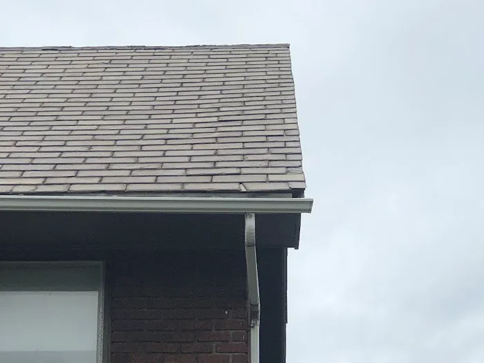 Hazlett Roofing & Renovation Picture 1