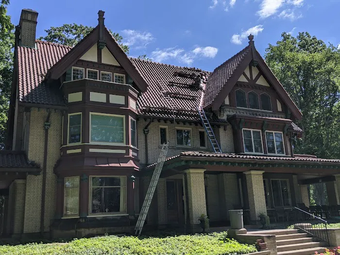 Hazlett Roofing & Renovation Picture 3
