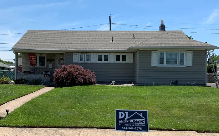 DJ Construction Roofing and Siding Picture 2