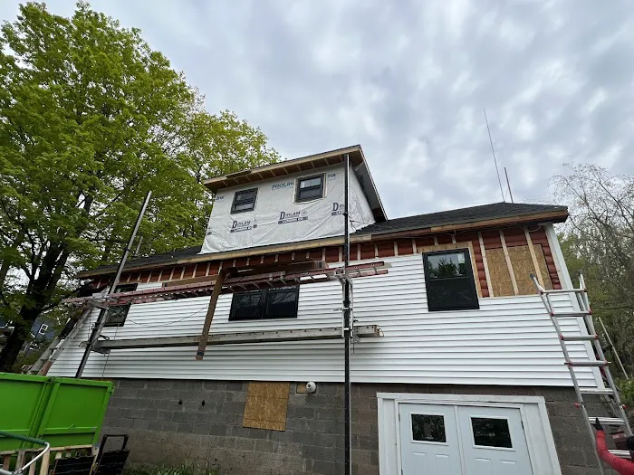 Valley Peak Roofing Co. Picture 6