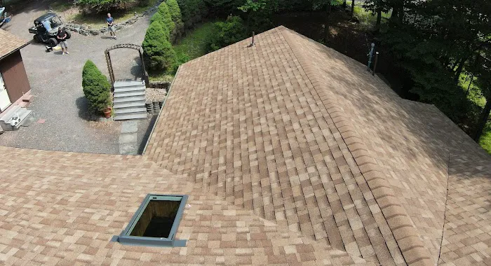 Valley Peak Roofing Co. Picture 8