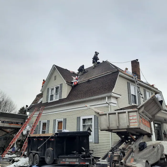 J & J Roofing Picture 1
