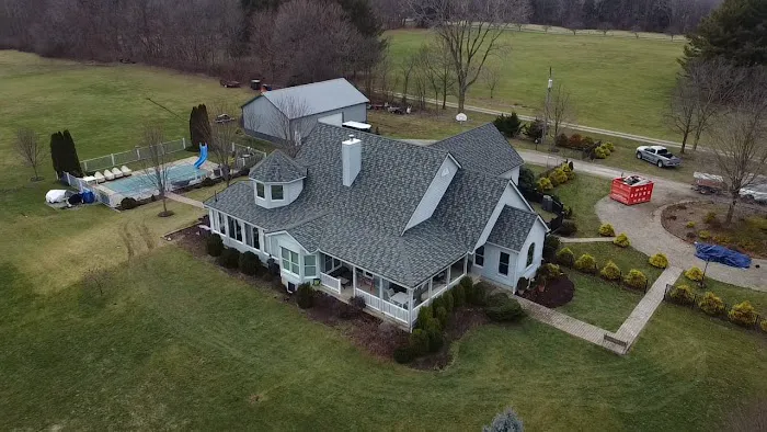 Creekside Roofing and Decks Picture 6