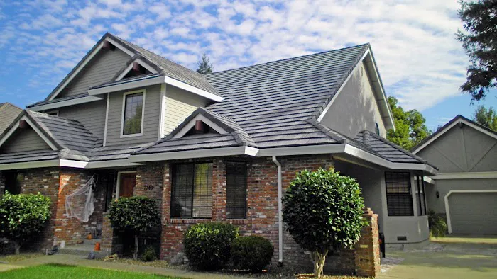 D&M Roofing Picture 4