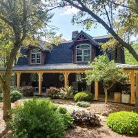 Miller Roofing & Exteriors ico