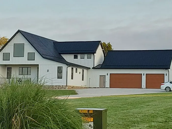 Miller Roofing & Exteriors Picture 5