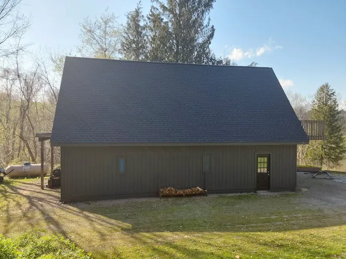 Miller Roofing & Exteriors Picture 10