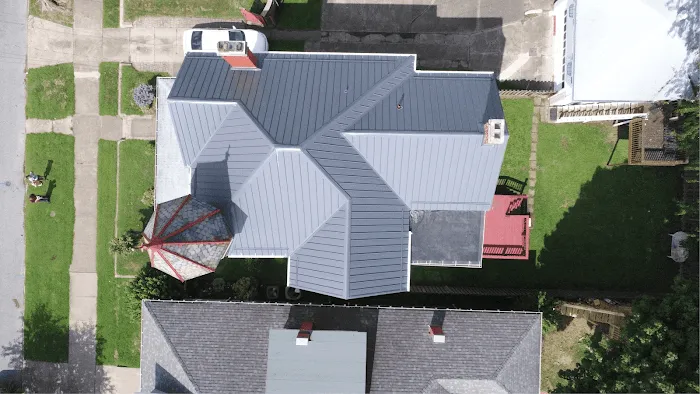 Amish Country Roofing Picture 8
