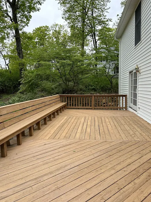 D.E.M Solutions LLC Picture 2