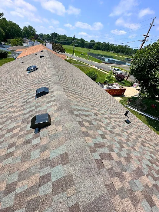 D.E.M Solutions LLC Picture 4
