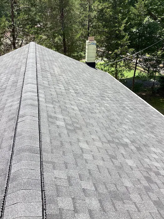 Mills Roofing, LLC Picture 1