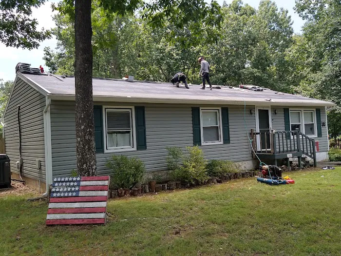 Mills Roofing, LLC Picture 6