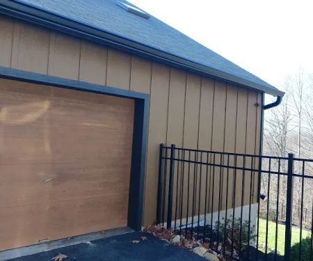 Villa Siding & Roofing