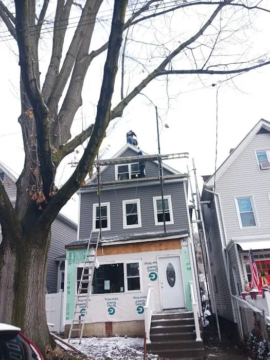 Villa Siding & Roofing Picture 5