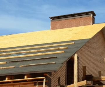 How to Choose Roof Sheathing & Decking Materials