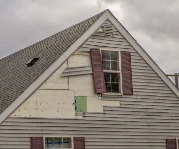 Siding Repair After Weather-Related Discoloration: Restoring Your Home’s Exterior