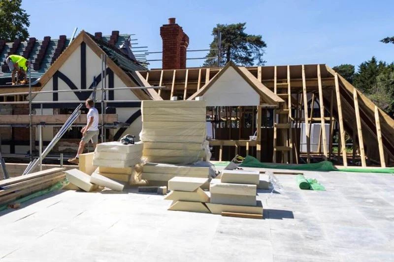 How to Choose Roofing for Flat vs Pitched Garages & Sheds