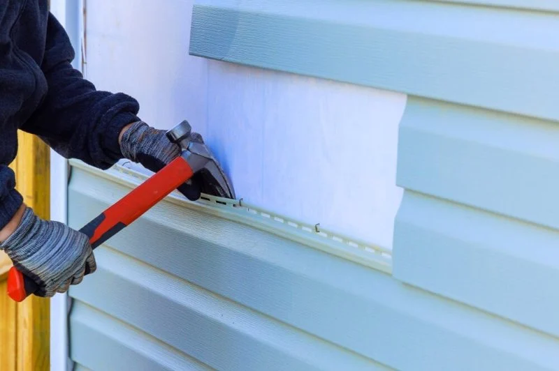 Siding Expansion & Contraction: Causes & How to Mitigate | Total Roofing Hub