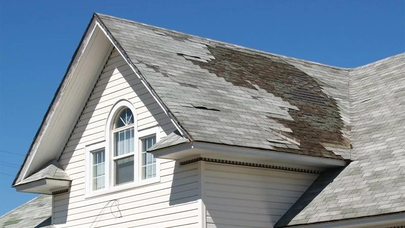 Signs Your Roof Is Near End of Its Lifespan: How to Identify Roof Problems Early