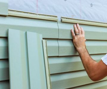 Siding Boards That Resist Fading & Discoloration