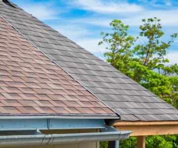 How Asphalt Shingles Compare to Synthetic Roofing Products